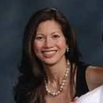  Cindy M.