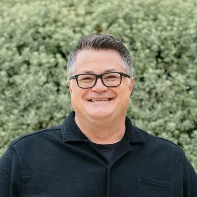  Chad Reisser