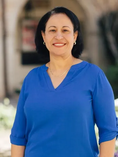  Jihan Massoud  headshot.