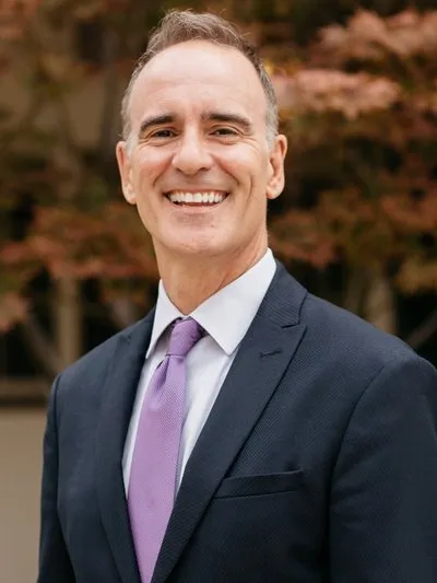 Dr. Peter Green headshot.